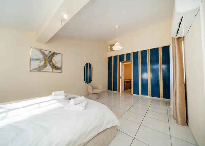 2 Bedroom House Near The Casa vacanze