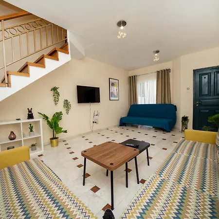 2 Bedroom House Near The