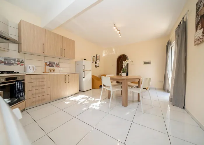 2 Bedroom House Near The Prázdninový dům