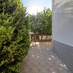 2 Bedroom House Near The Casa vacanze Limisso
